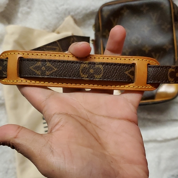 LV bag - Picture 11 of 12